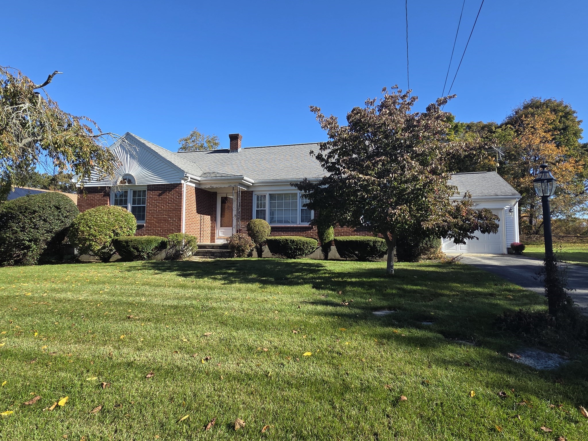 40 Brodeur Ave Property Photo 1
