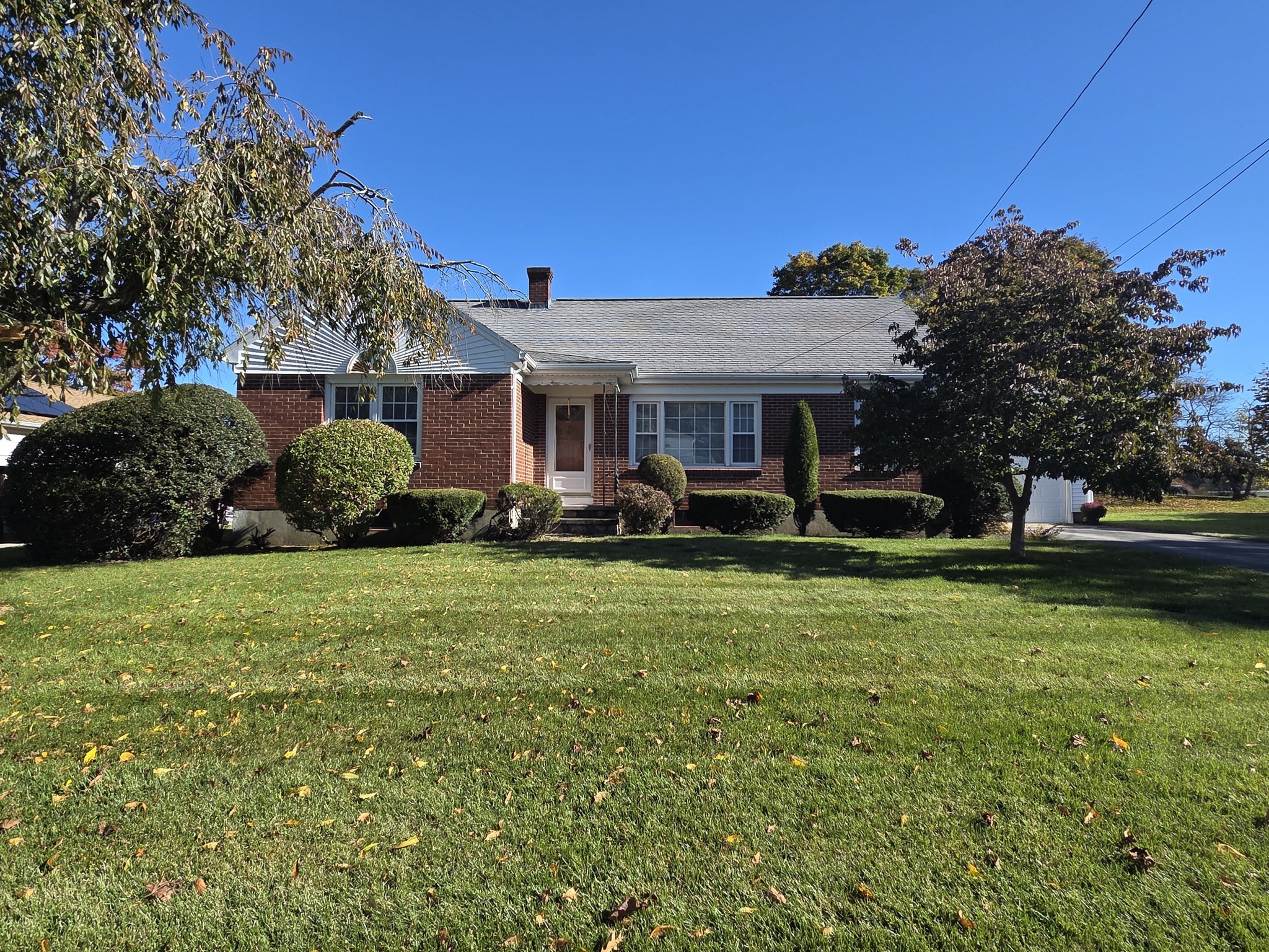 40 Brodeur Ave Property Photo 2