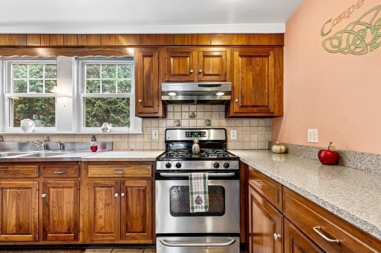 39 Wampatuck Rd Property Photo 11