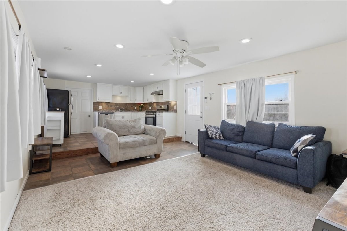 5 Alpine St Property Photo 1