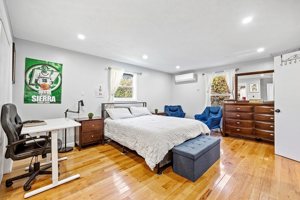 2 Rolfe Ave Property Photo 14