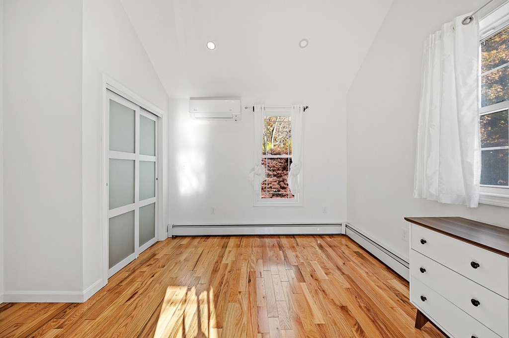 2 Rolfe Ave Property Photo 23
