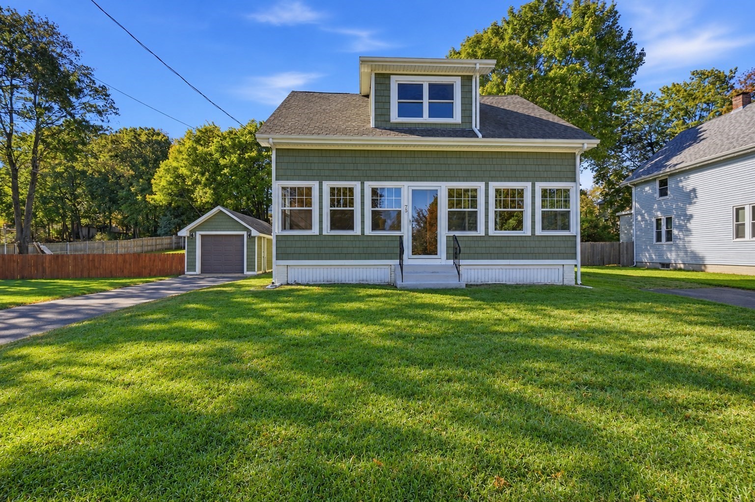 75 Gardner Ave