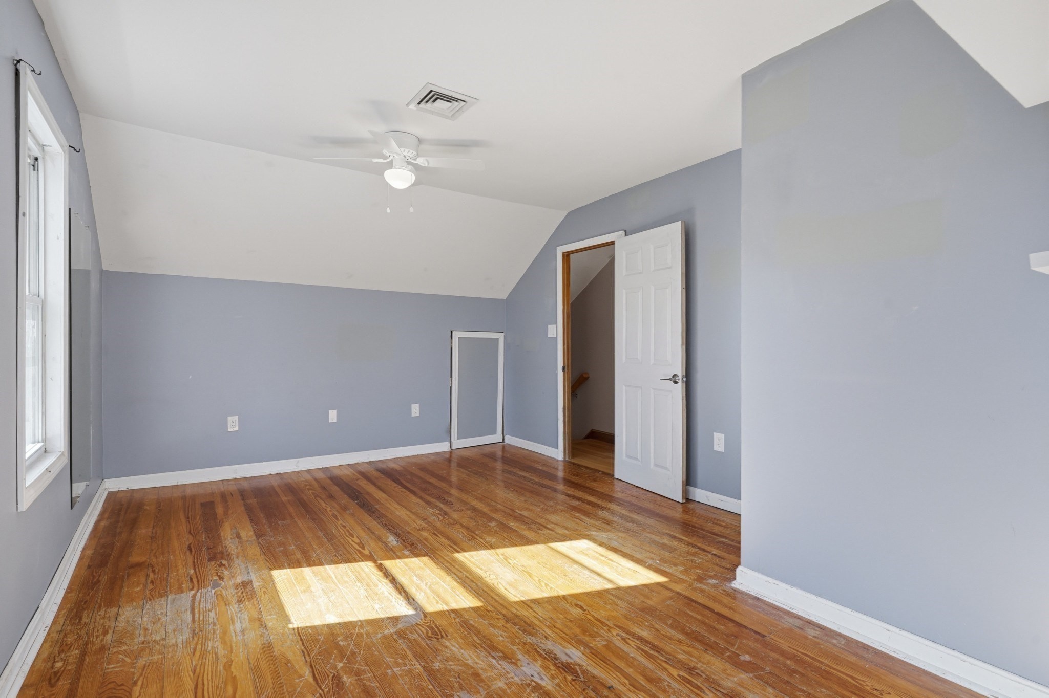 75 Gardner Ave Property Photo 21