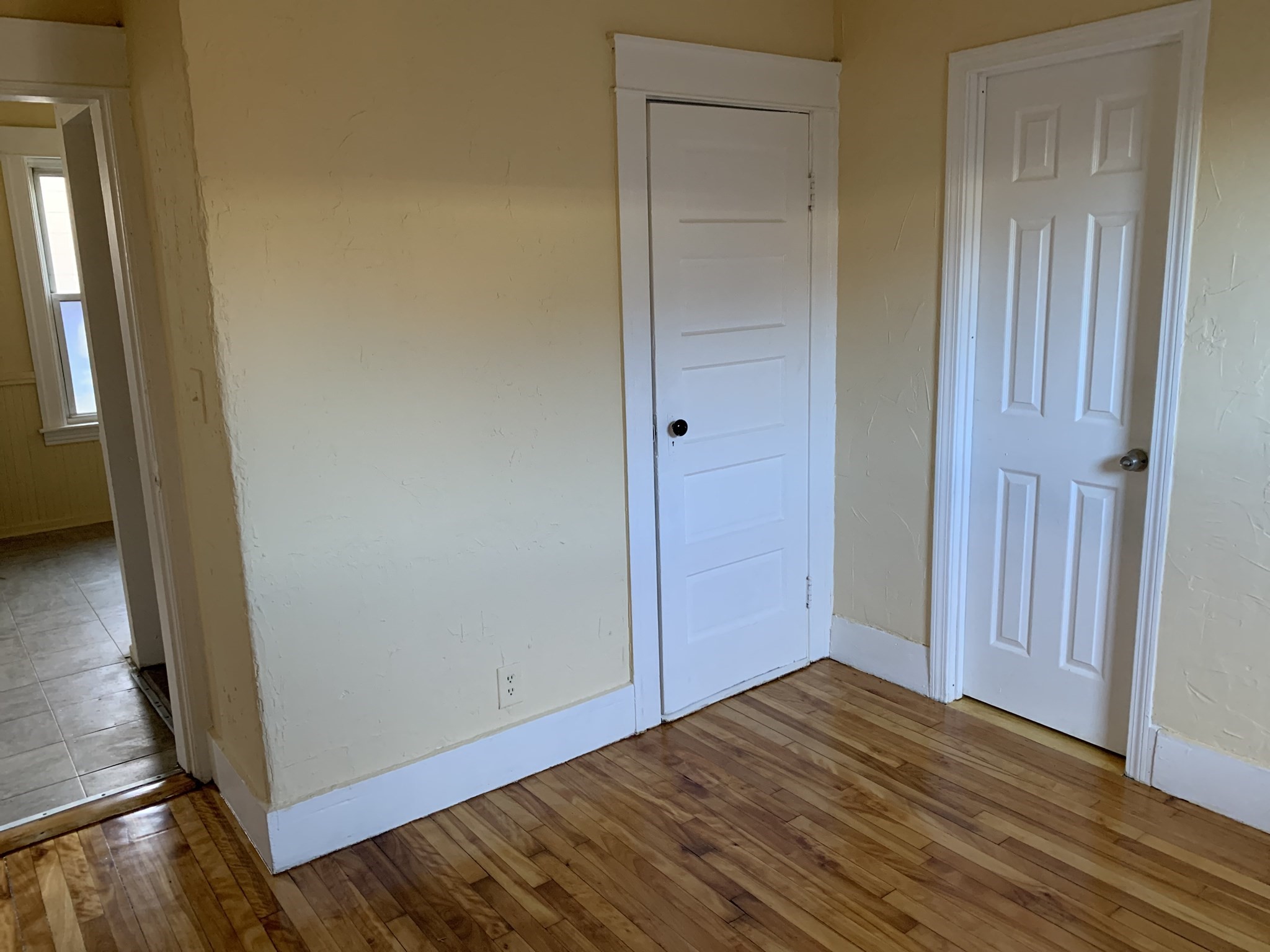 130 Canterbury St Property Photo 6