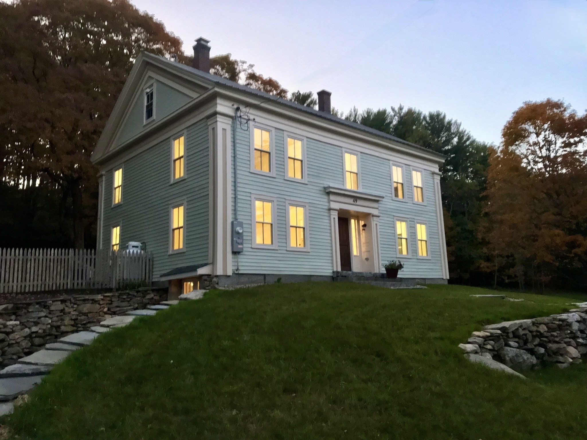 49 Enfield Rd Property Photo 1
