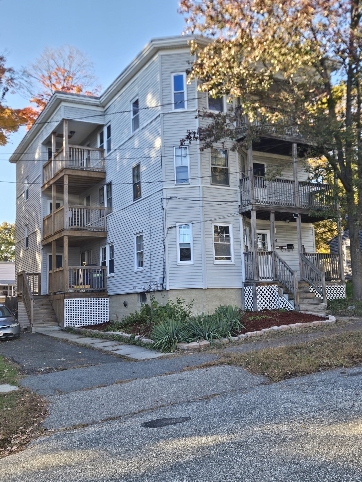 22-24 Came Ave Property Photo 1