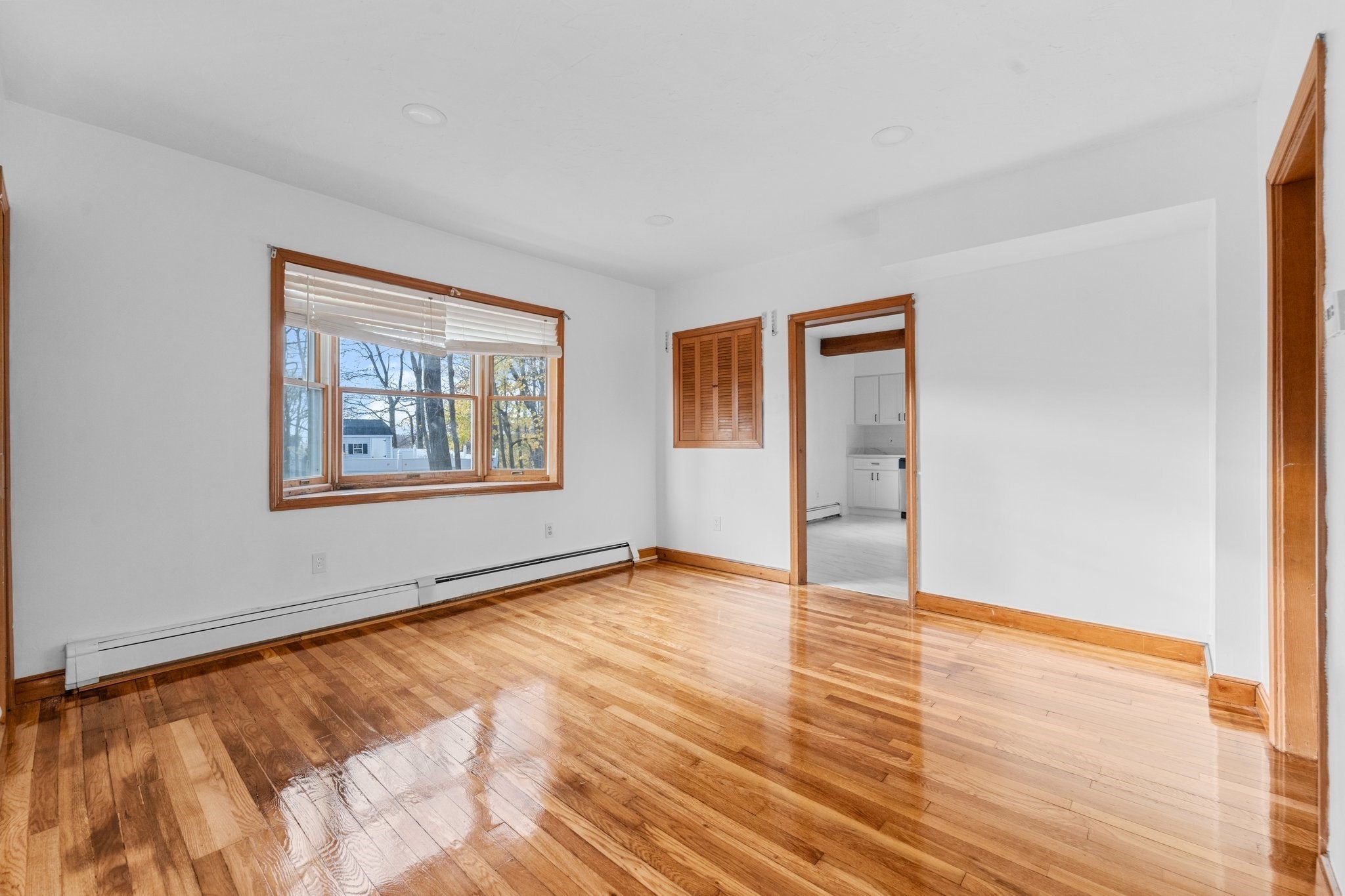 57 Walnut St # 1 Property Photo 3