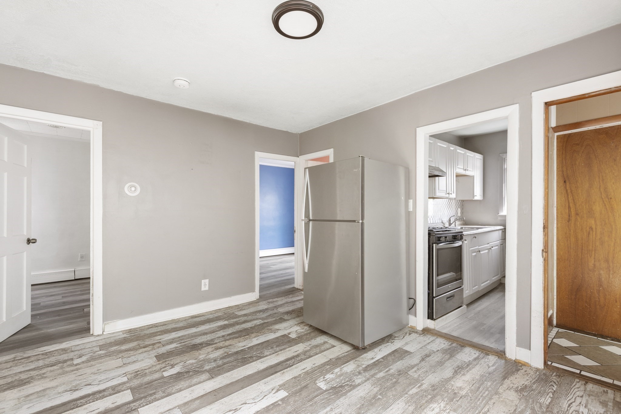 24 Belleville Rd Property Photo 6