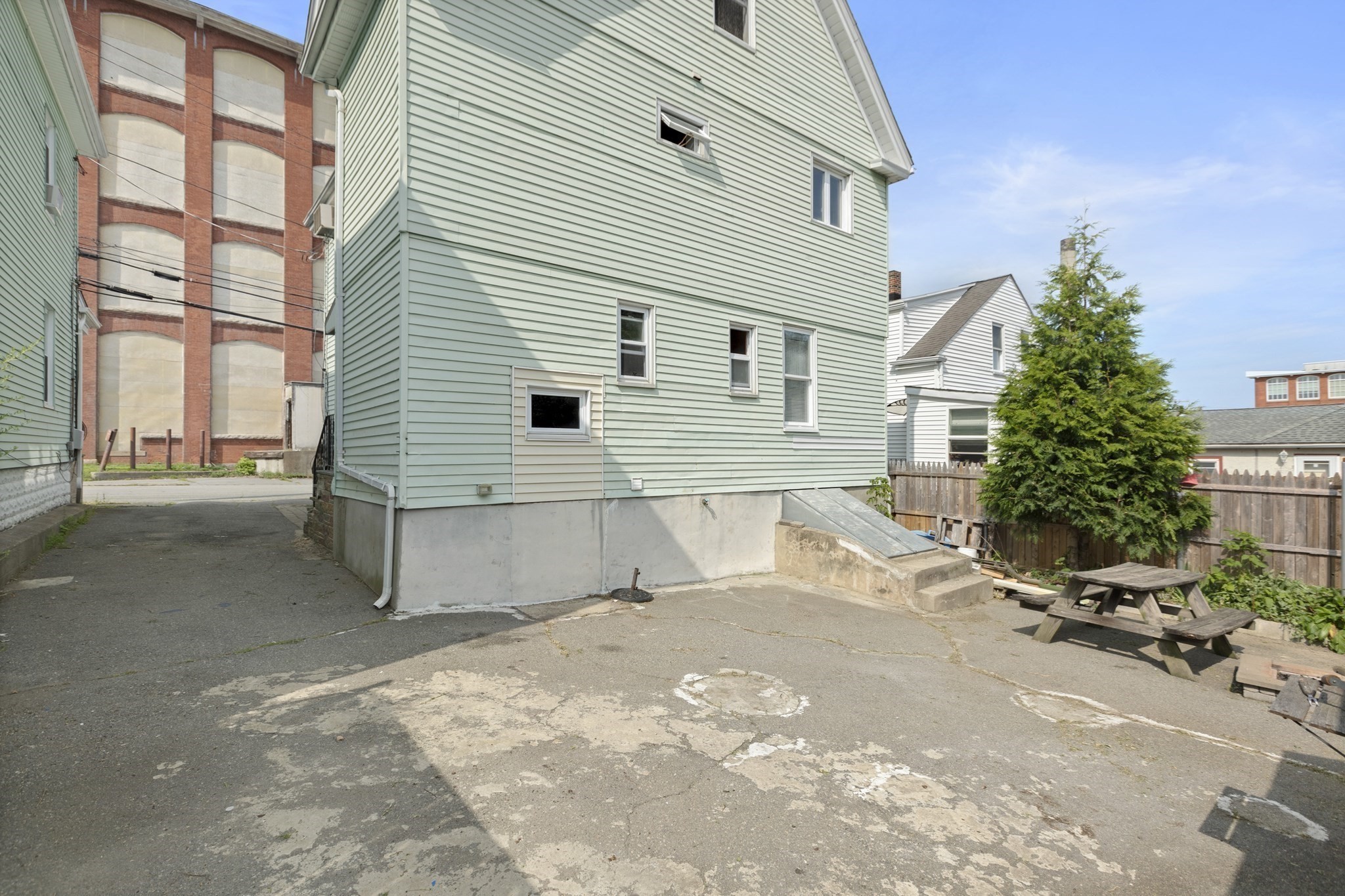24 Belleville Rd Property Photo 23