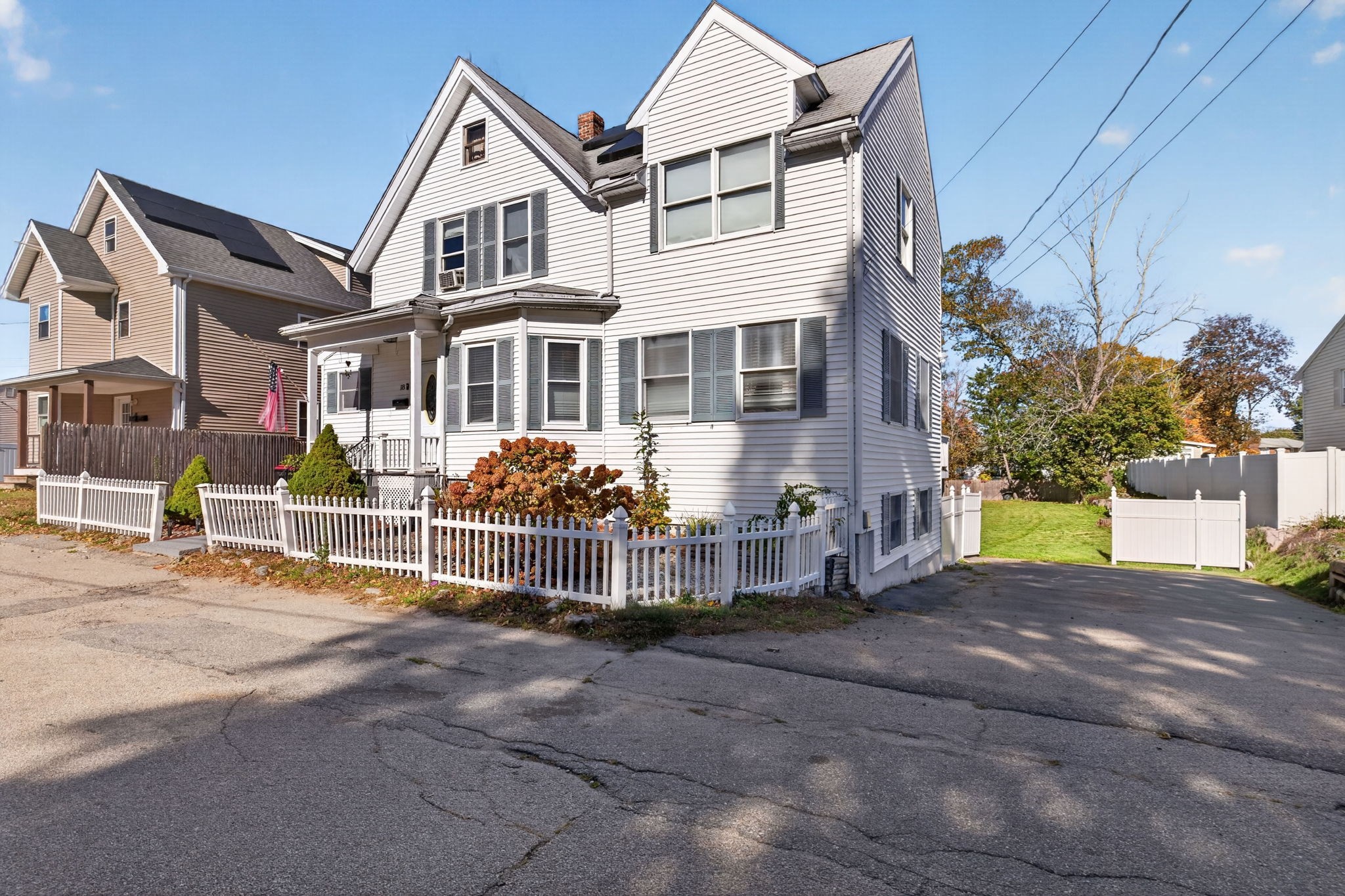 18 Berglund Ave Property Photo 2