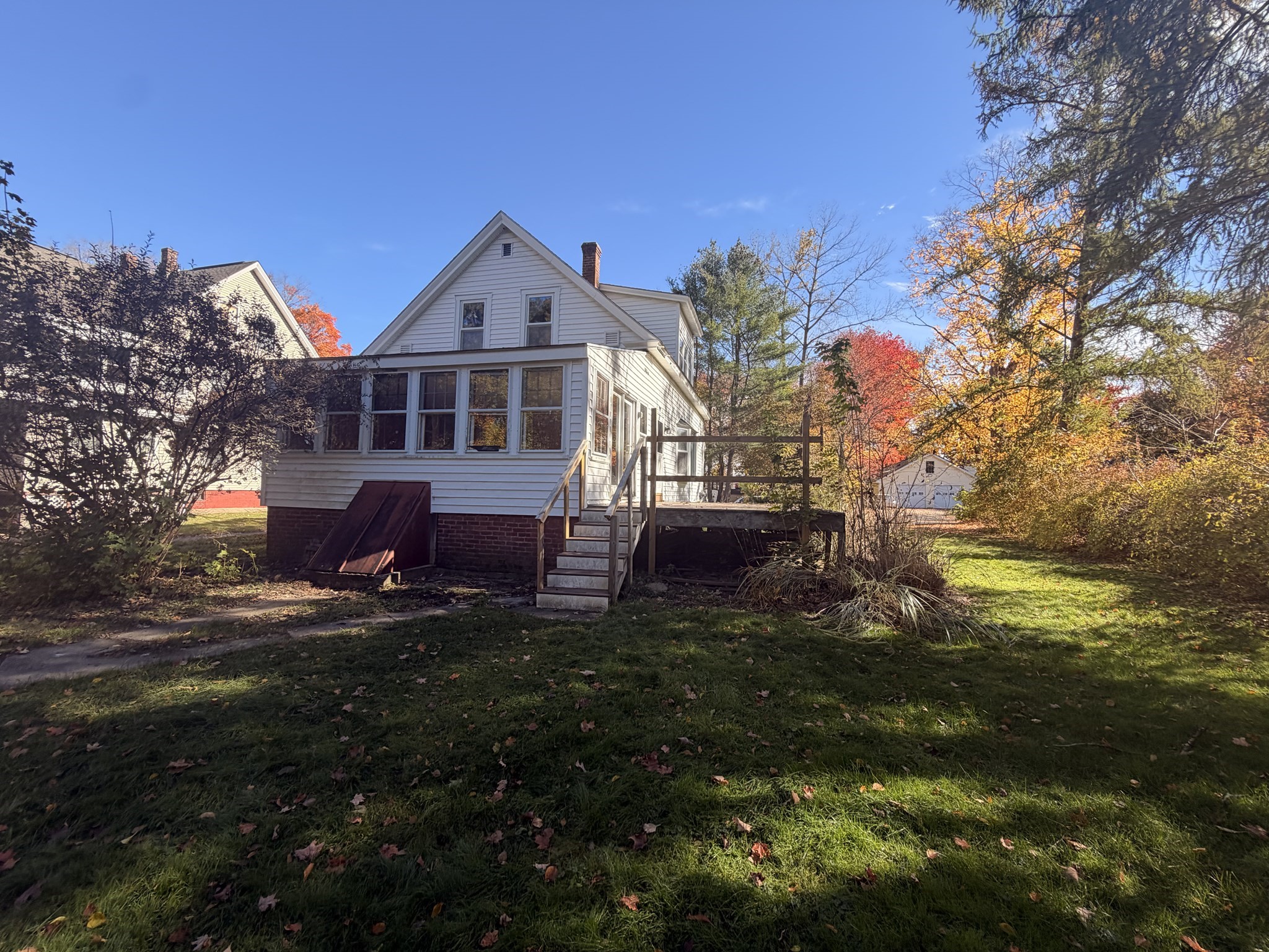 20 Adams St Property Photo 3