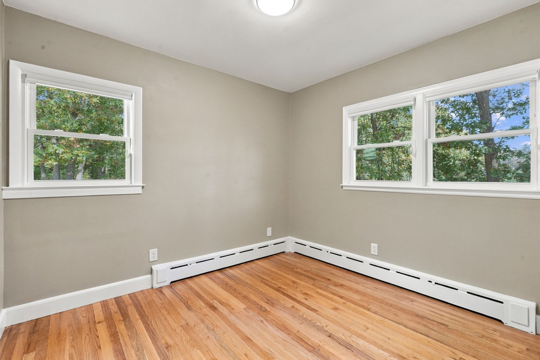 671 James St Property Photo 15
