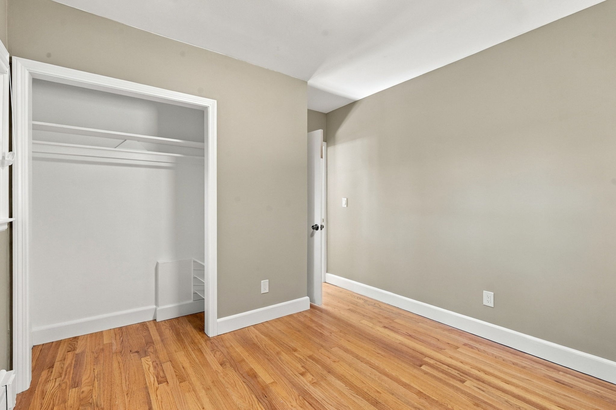671 James St Property Photo 16
