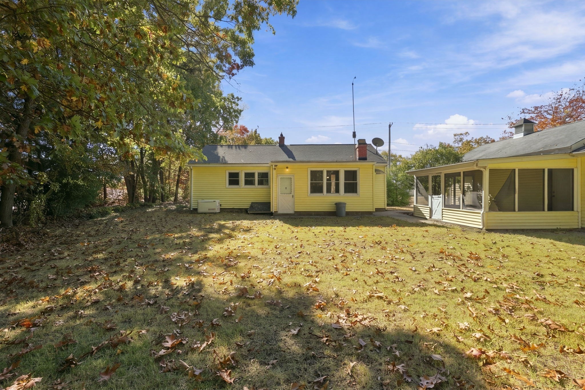 671 James St Property Photo 19