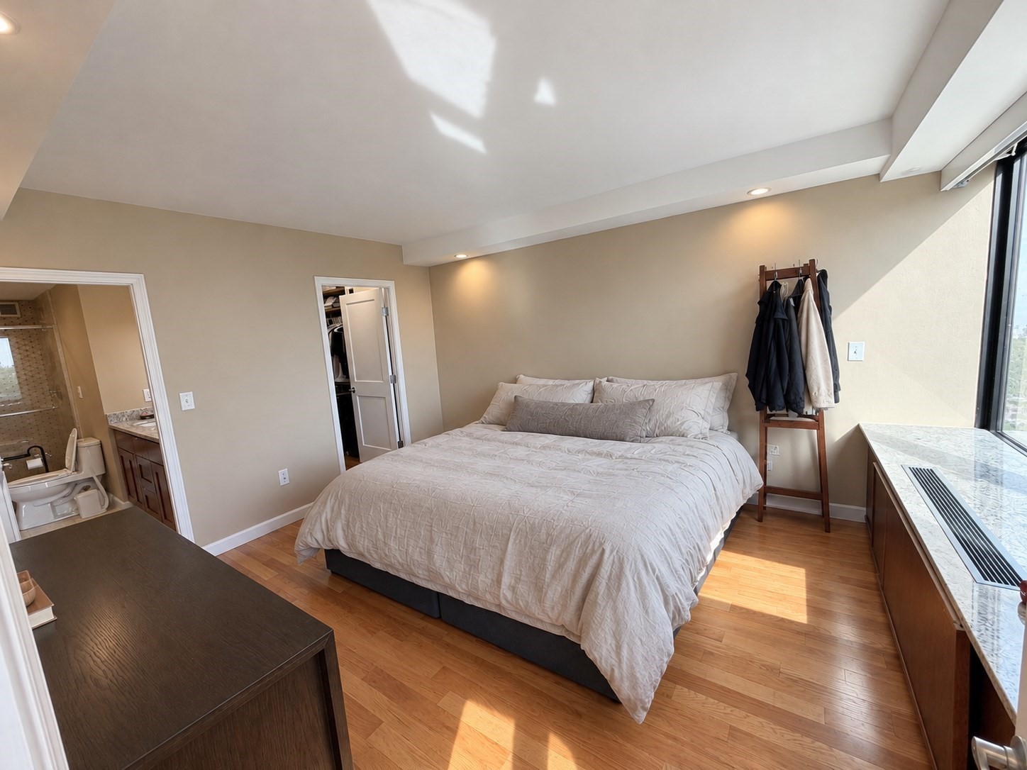 65 E India Row # 6e Property Photo 6
