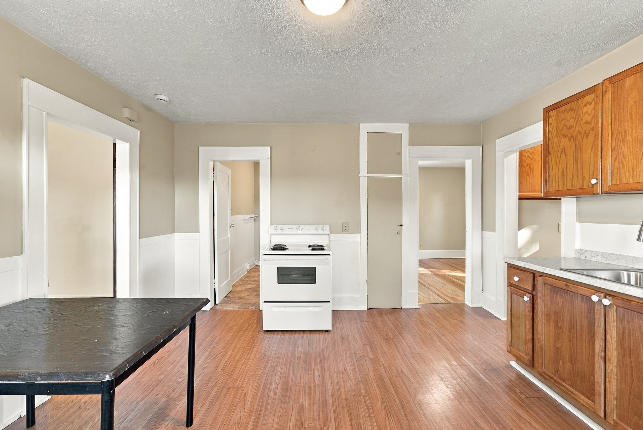 119-121 Meadow St. Property Photo 2