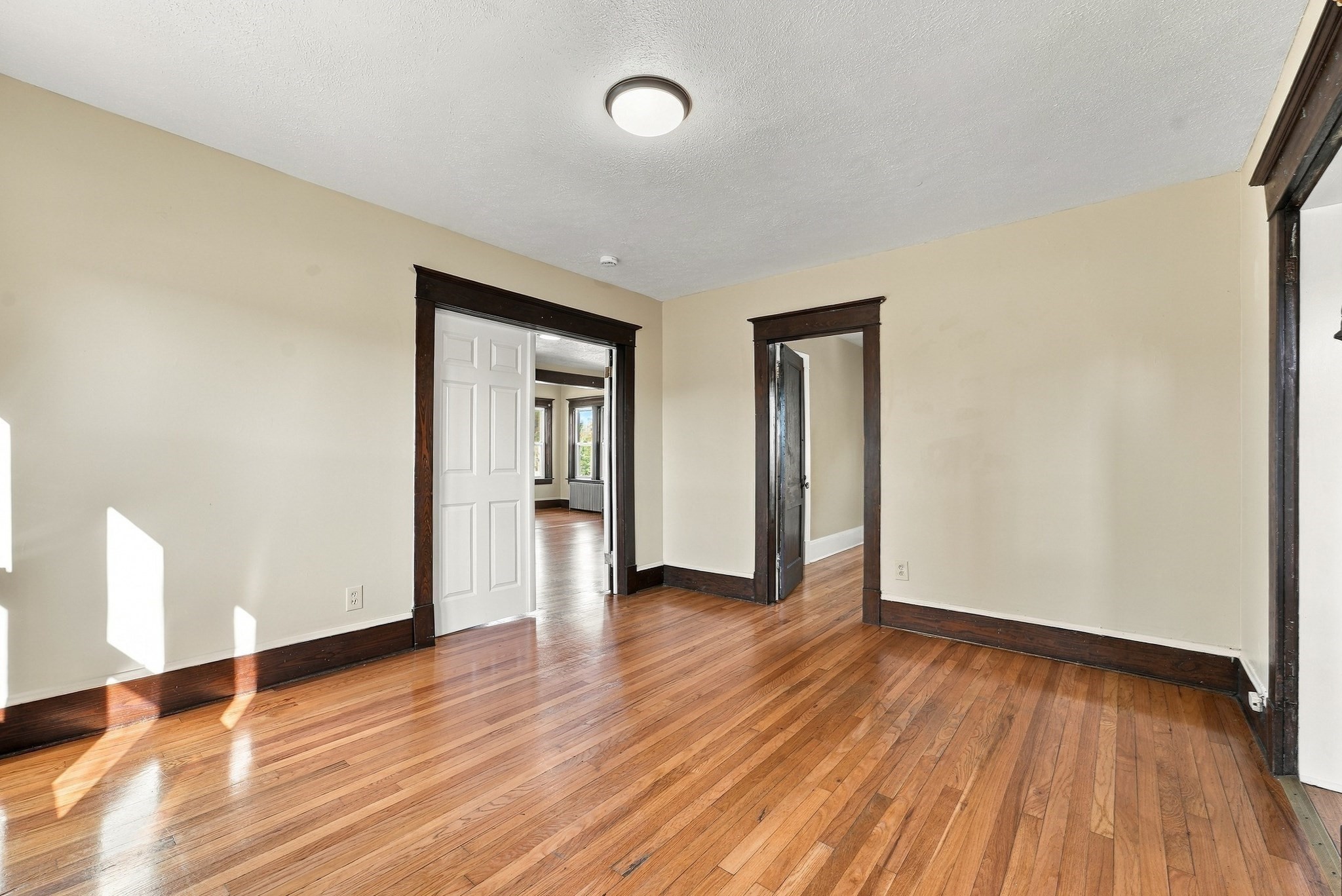 119-121 Meadow St. Property Photo 8