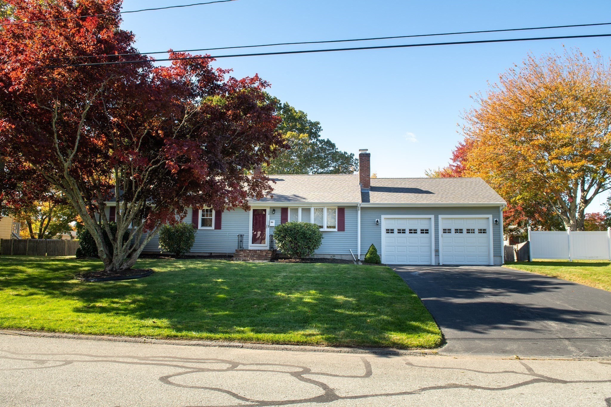 10 Brook Dr Property Photo 4