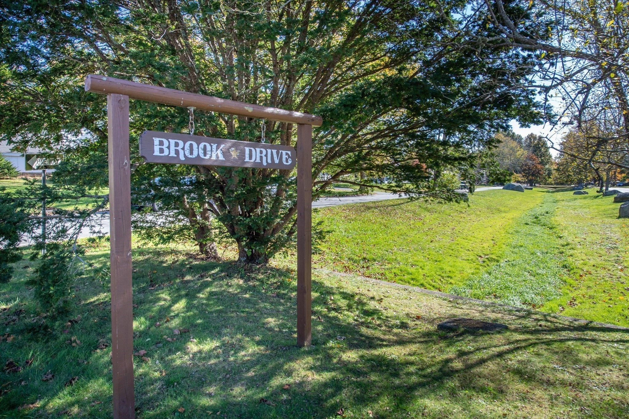 10 Brook Dr Property Photo 41