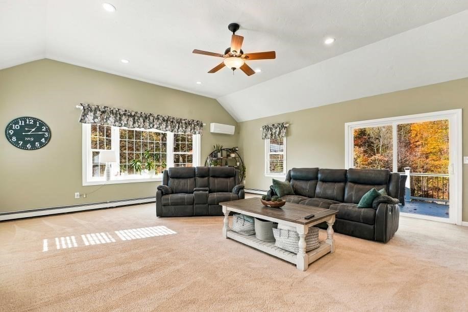 9 Jonathans Way Property Photo 14
