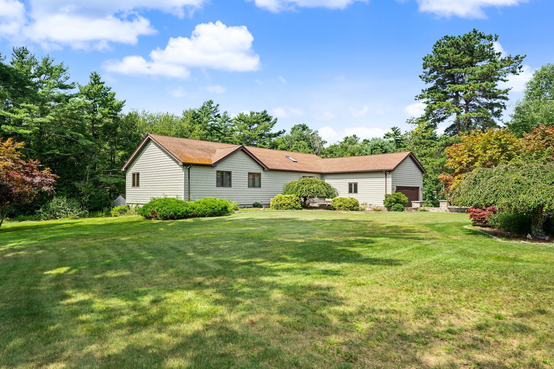 37 Bluebird Property Photo 1