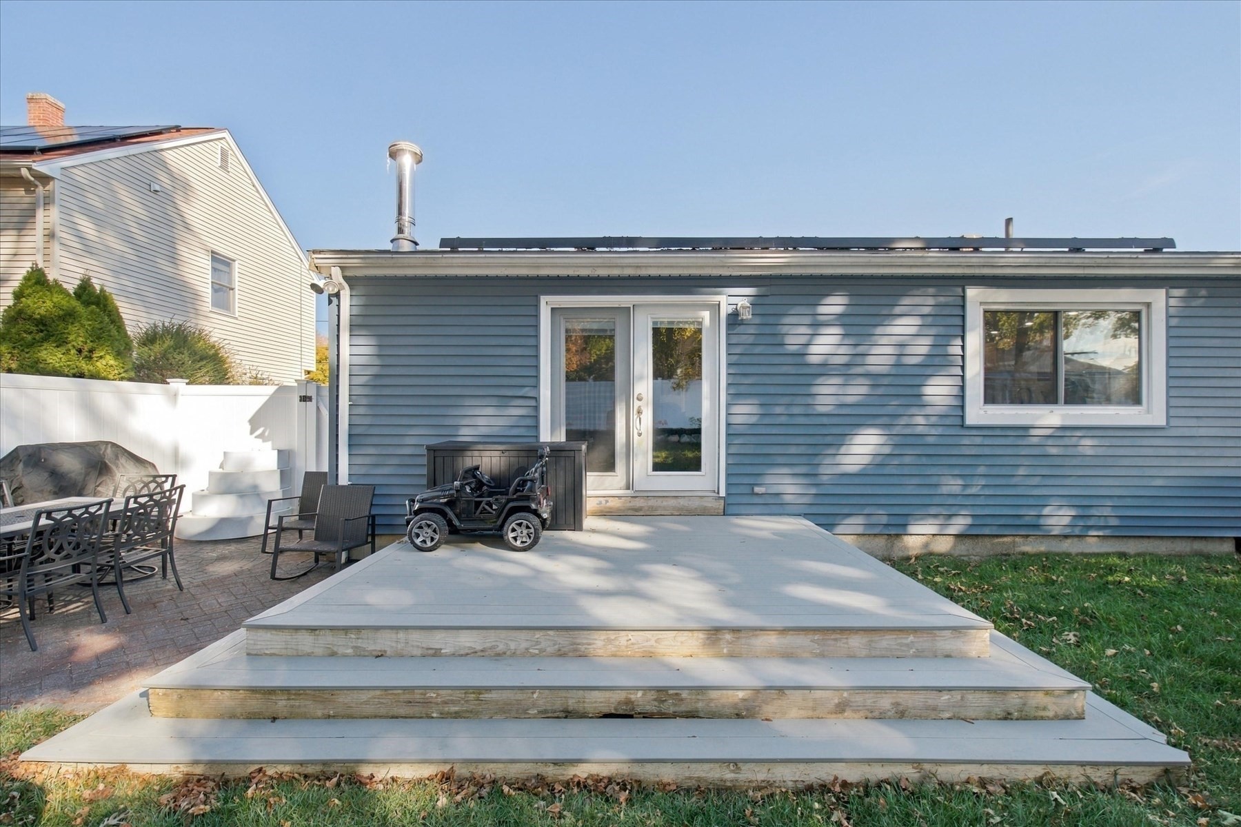 49 Clapp St Property Photo 19