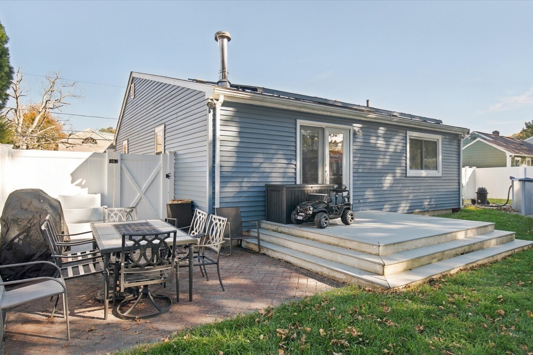 49 Clapp St Property Photo 20