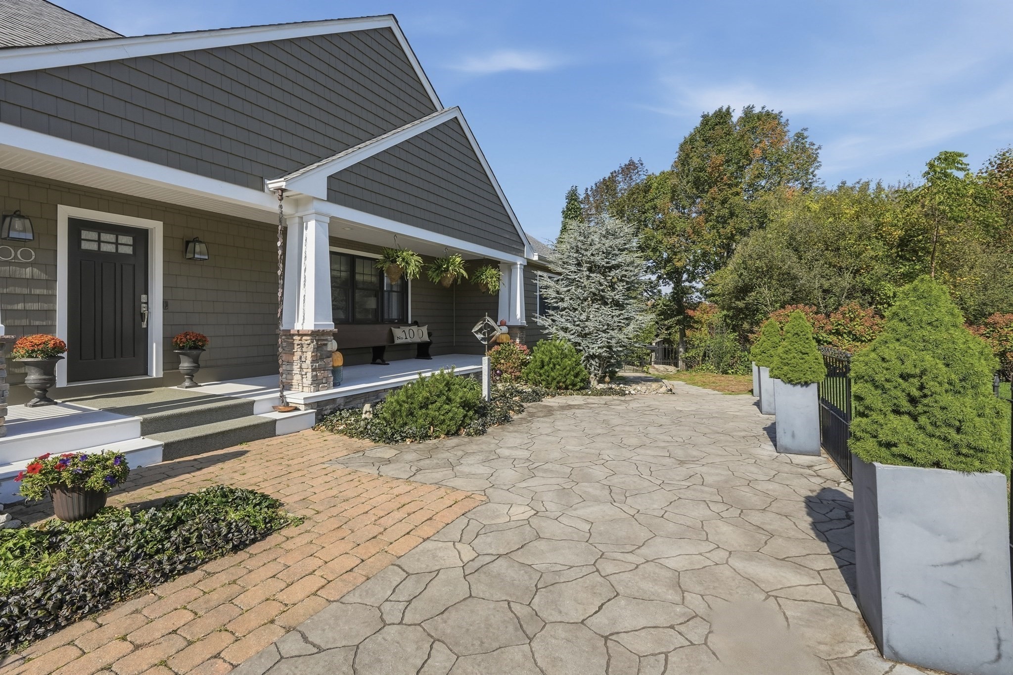 100 Raymond Allard Blvd Property Photo 2