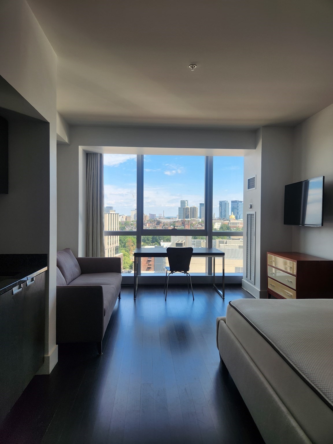 110 Stuart Street # 19d Property Photo 15