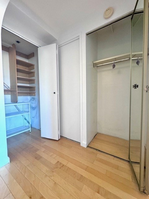 1731 Beacon # 422 Property Photo 5
