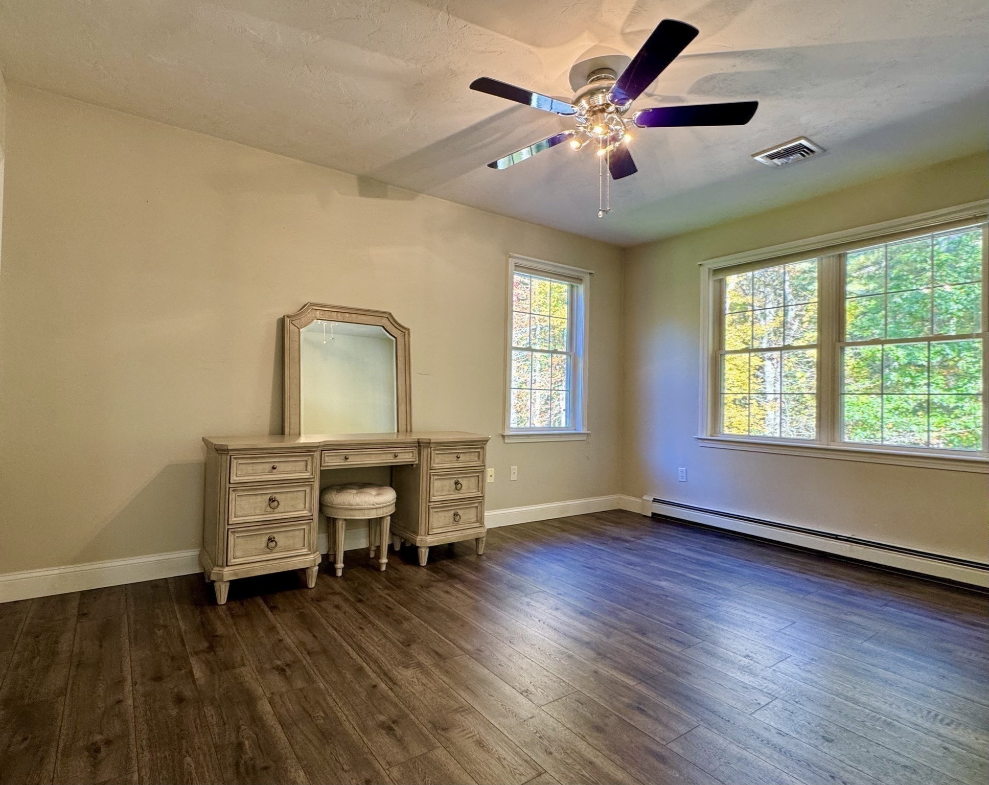 16 Parsons Walk Property Photo 17