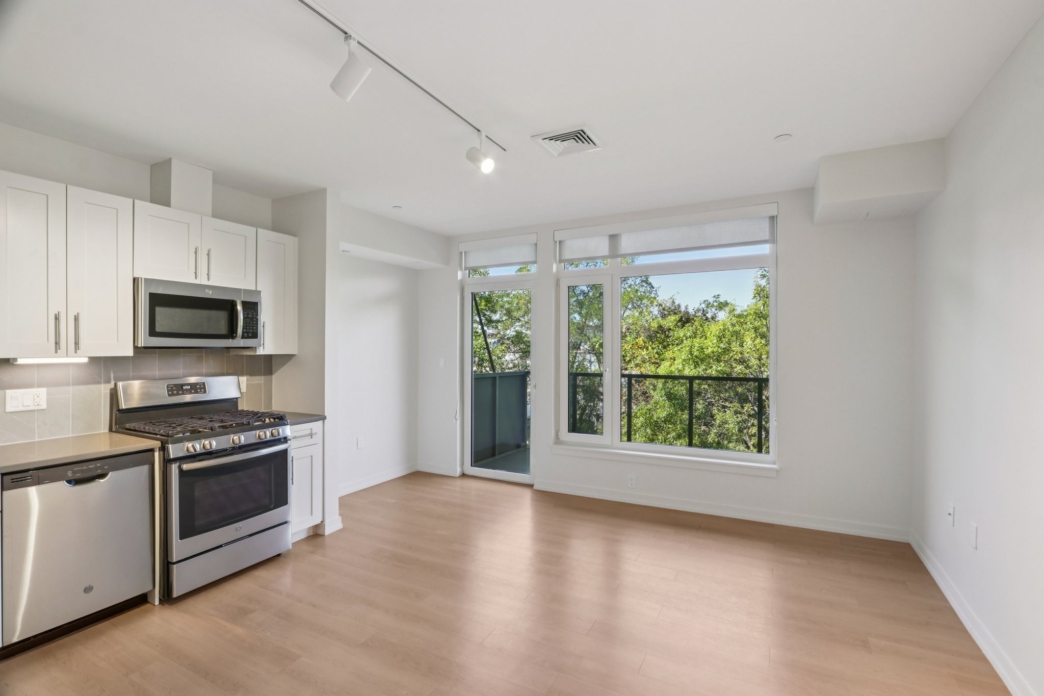 77 New # 222 Property Photo 1