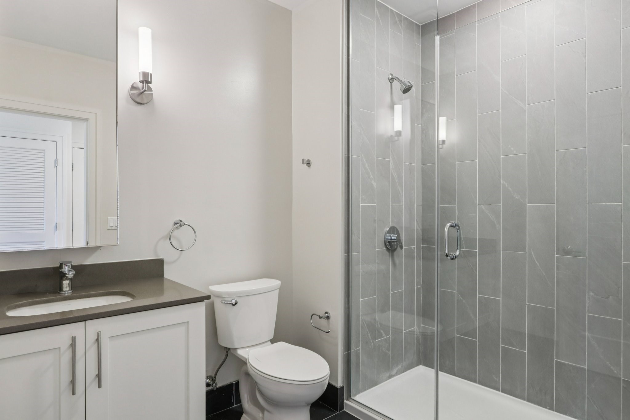 77 New # 222 Property Photo 6