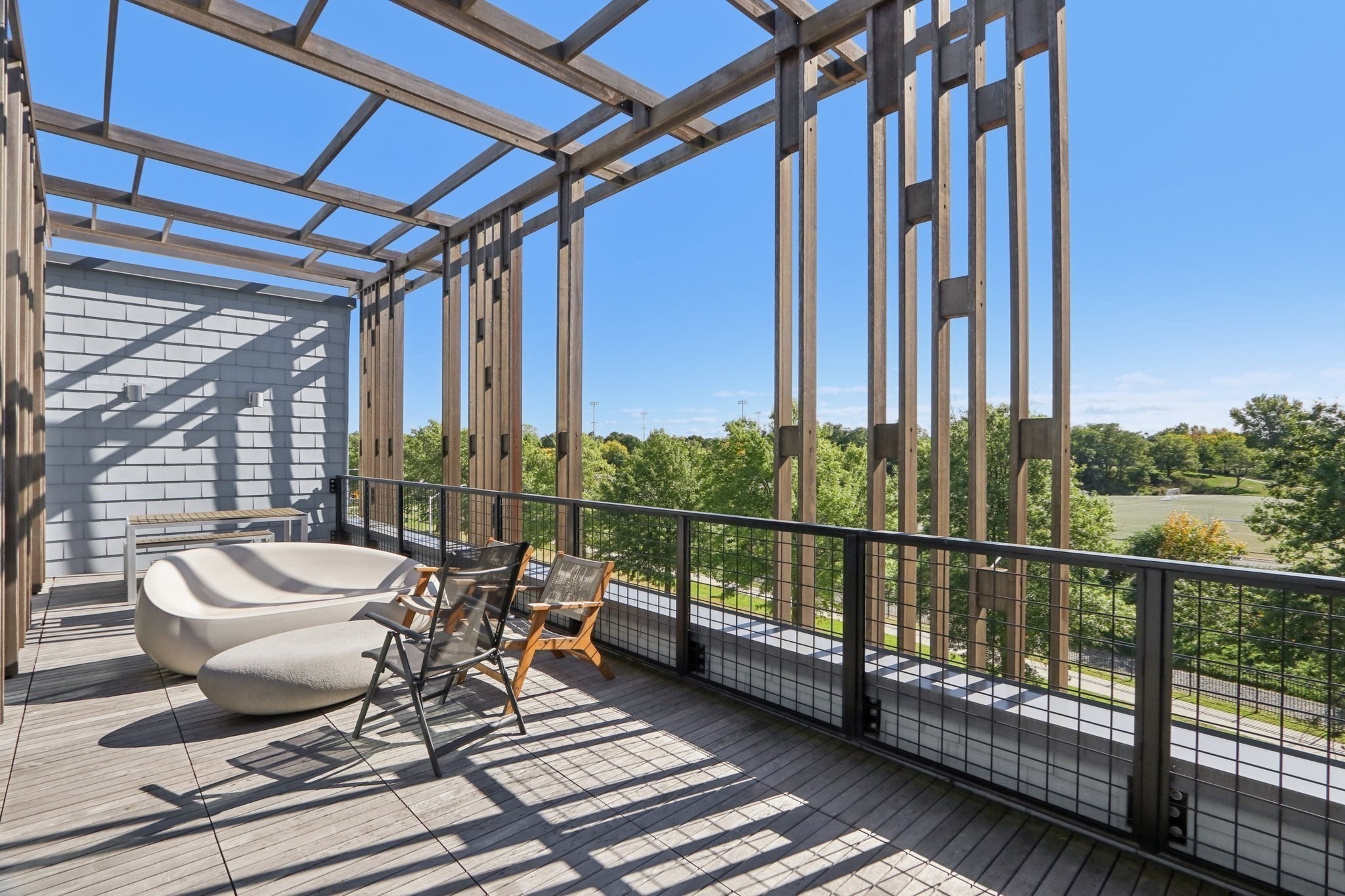 77 New # 222 Property Photo 10