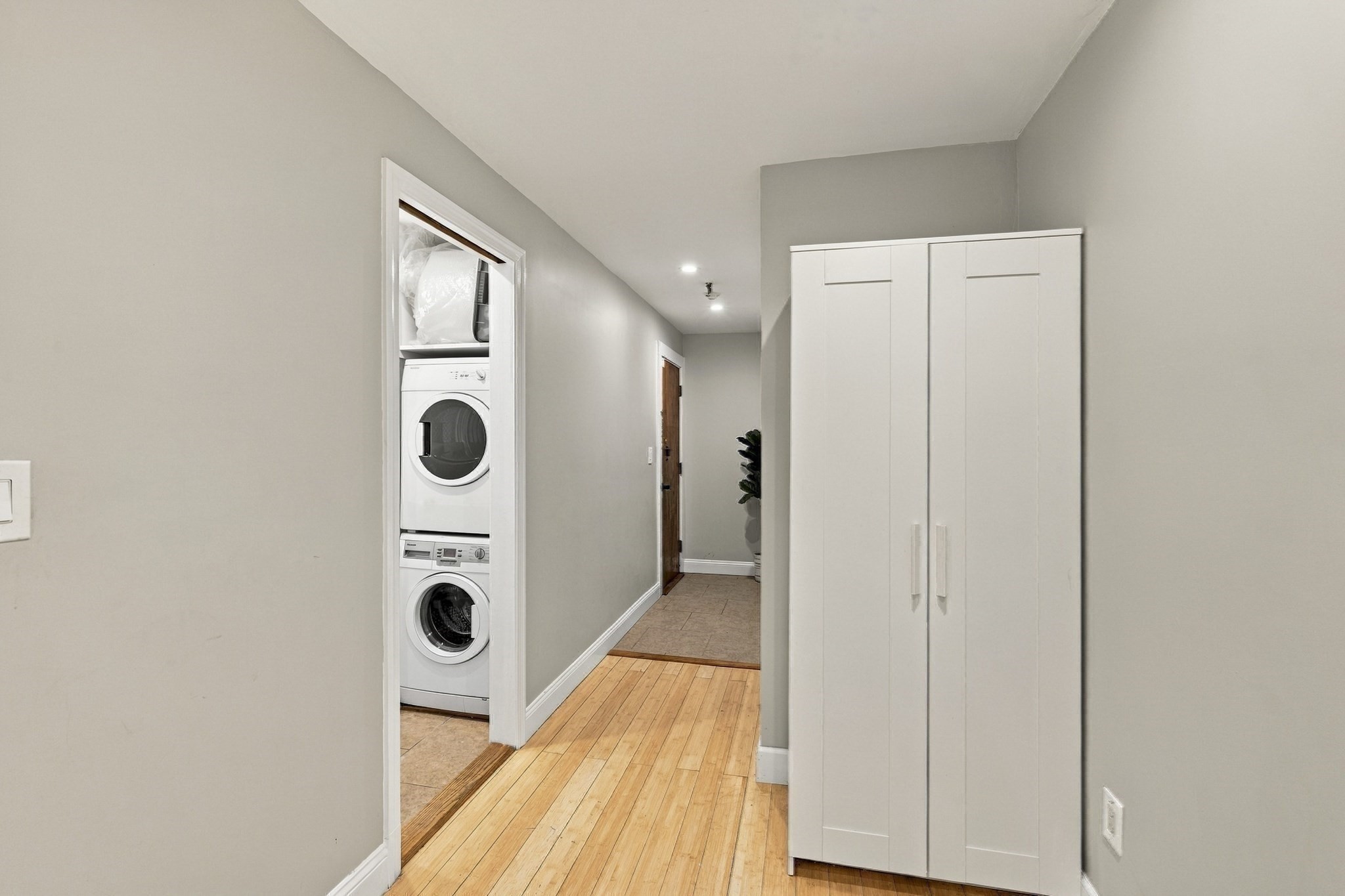 25 Saint Stephen St # 2 Property Photo 15