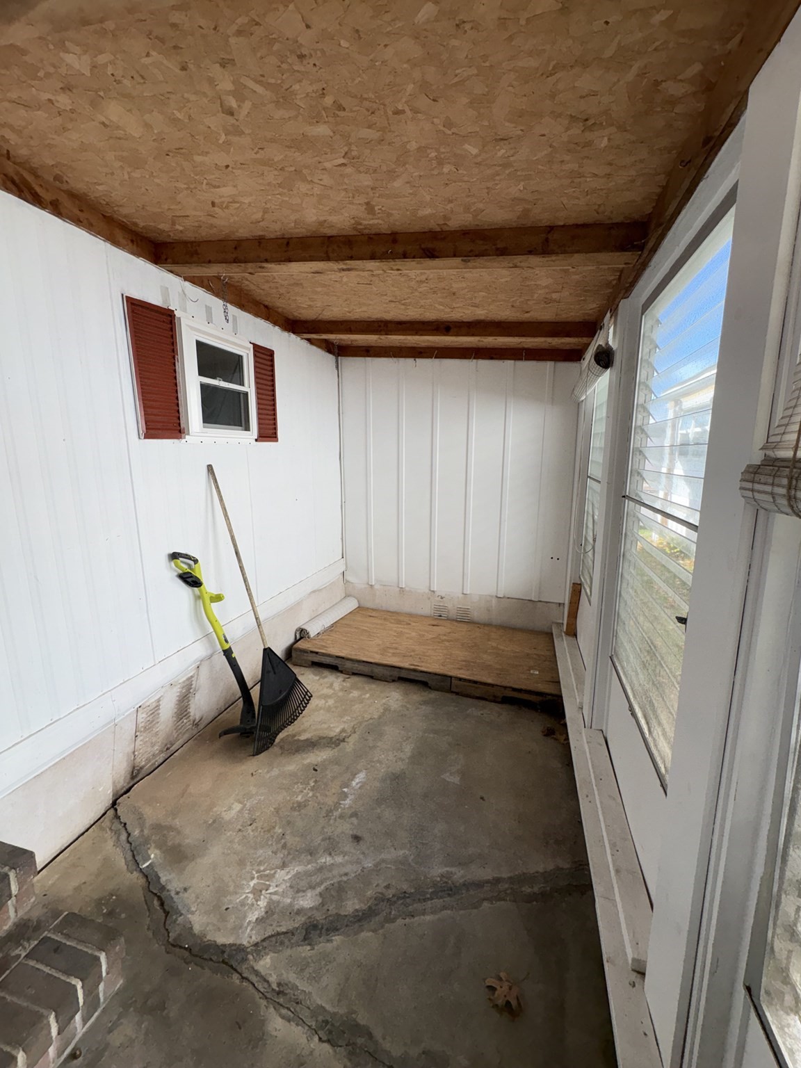 14 Mustang Ave Property Photo 19