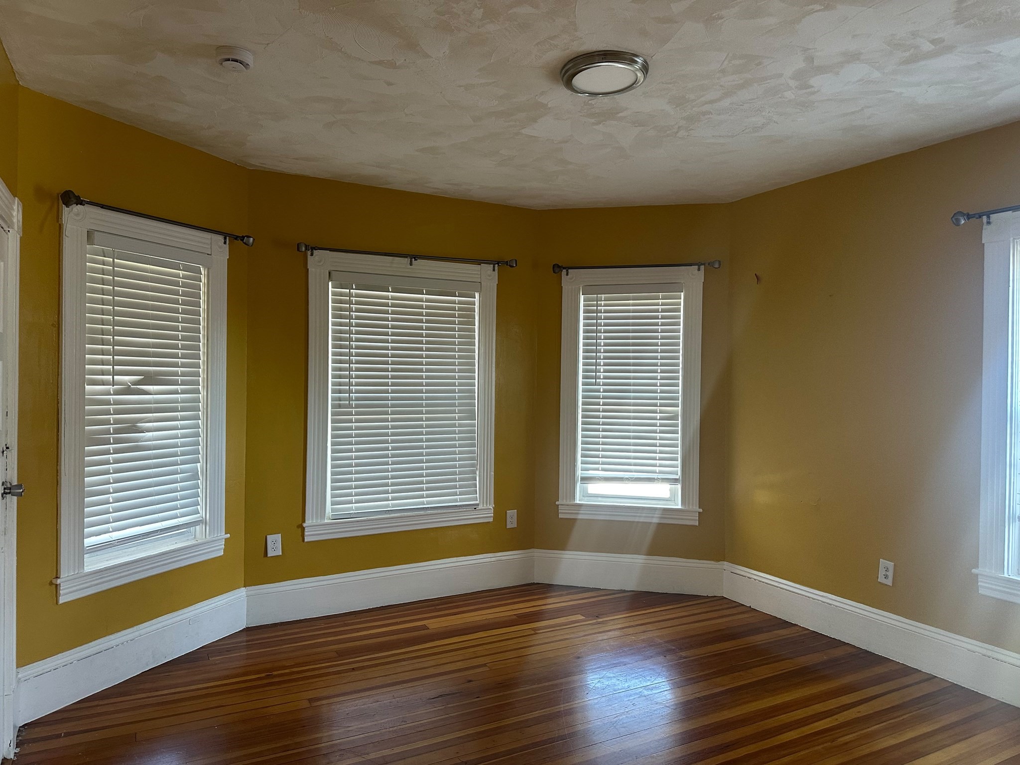 198 Forest Ave # 2 Property Photo 10