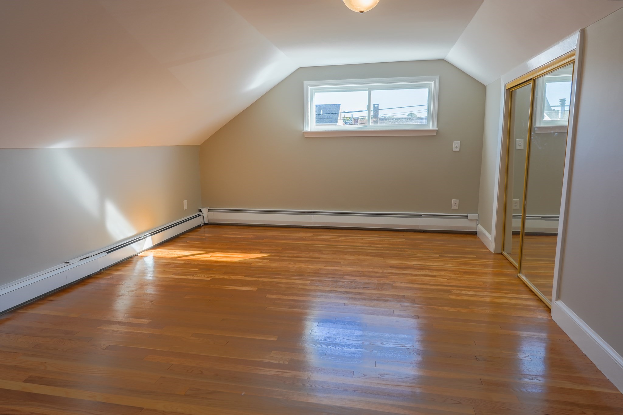 12 Albion Street Property Photo 18