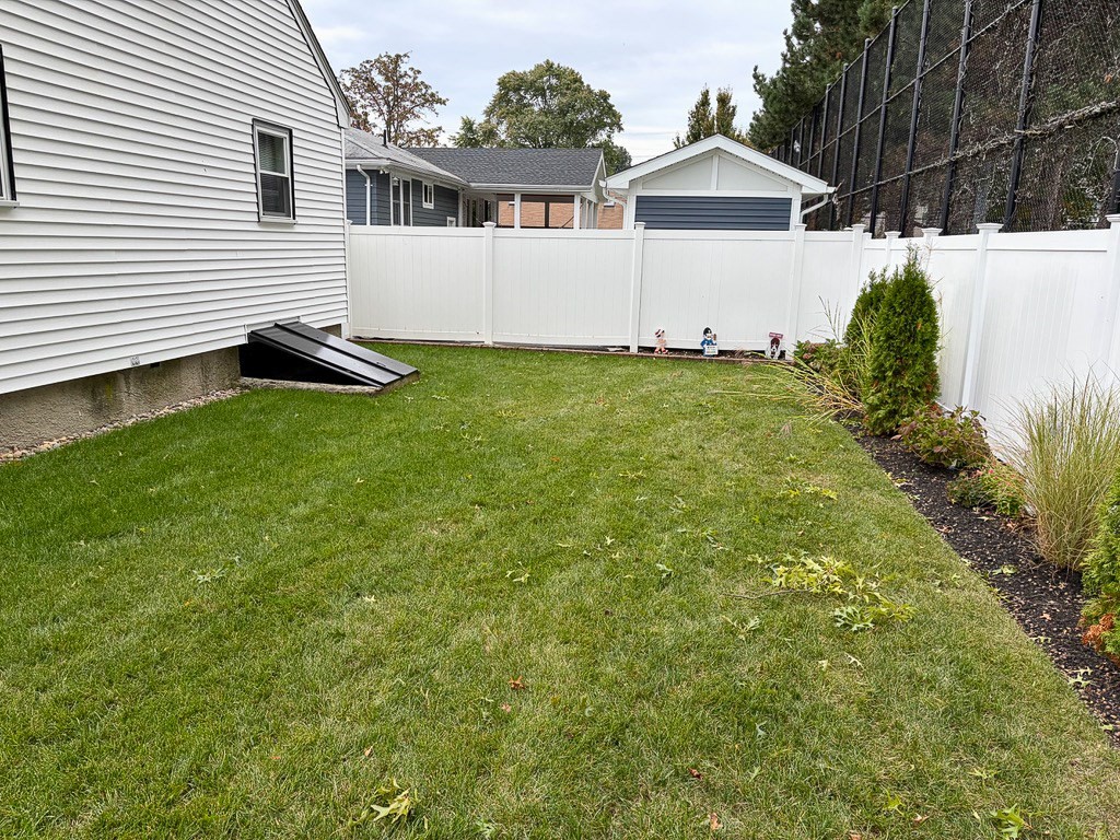 12 Albion Street Property Photo 30