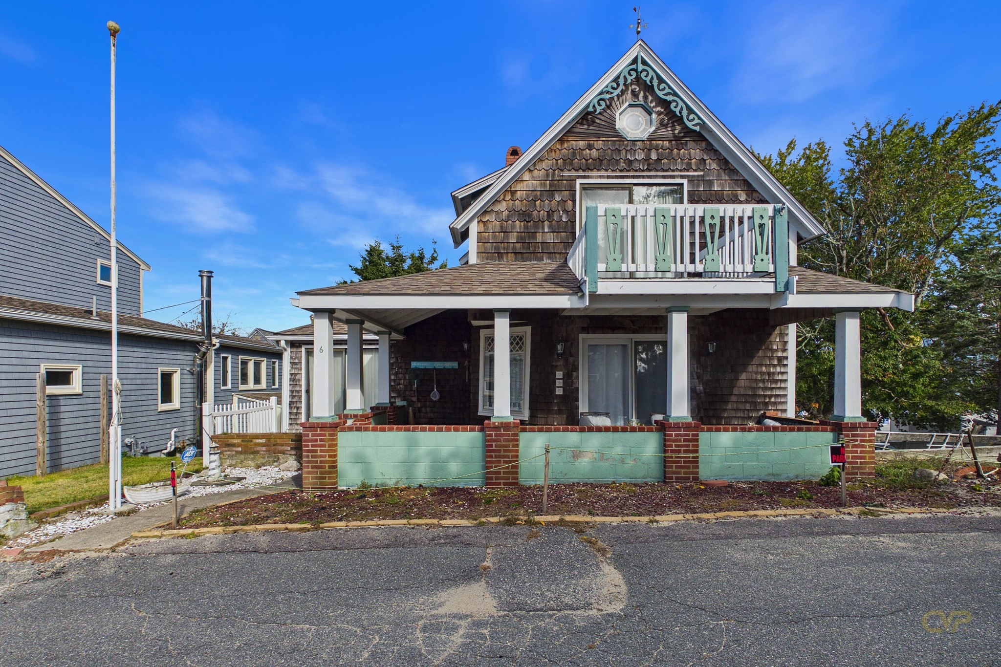 6 Myrtle St Property Photo 4