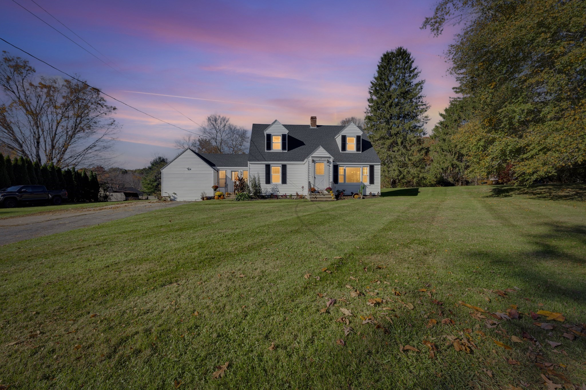 418 Dresser Hill Rd Property Photo 1