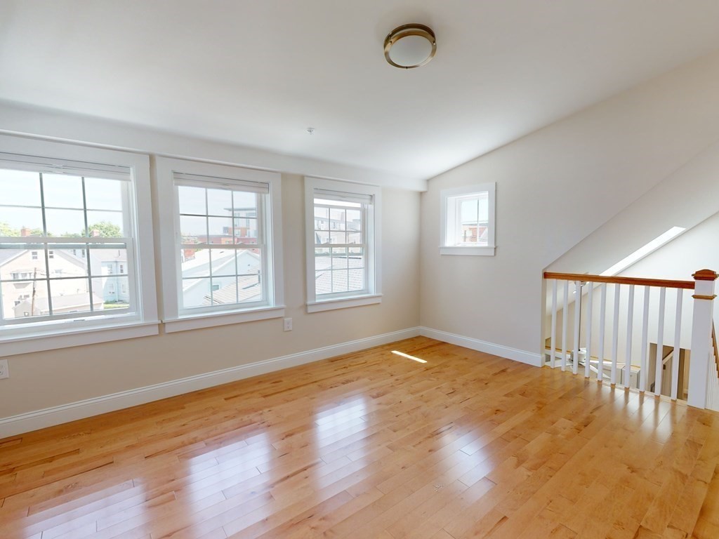 104 Litchfield Street # 2 Property Photo 6