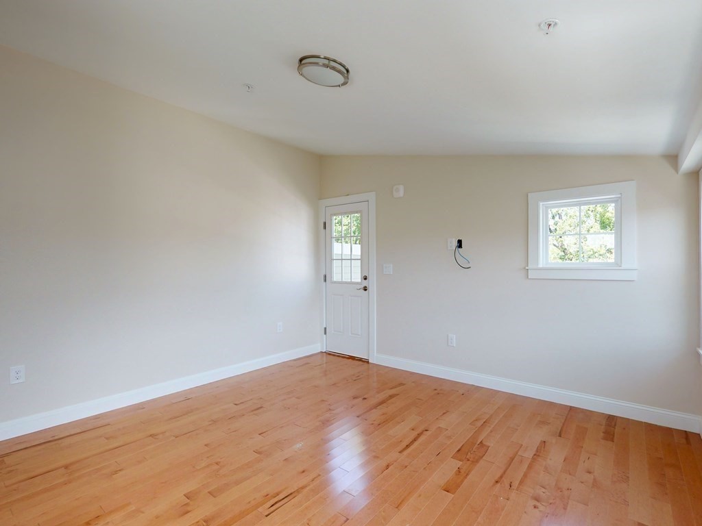 104 Litchfield Street # 2 Property Photo 7