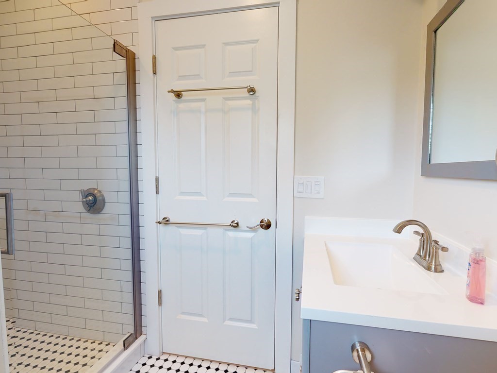 104 Litchfield Street # 2 Property Photo 13
