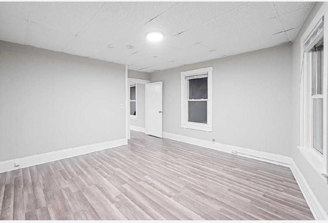 168 Lunenburg St # 1r Property Photo 7