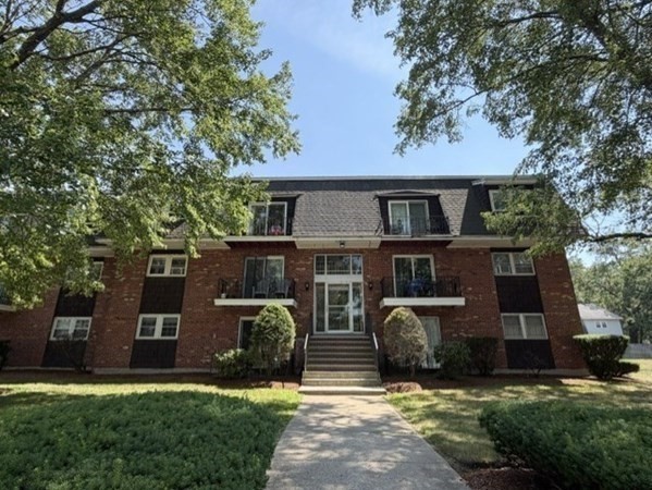 5 Pilgrim Circle # F Property Photo 1