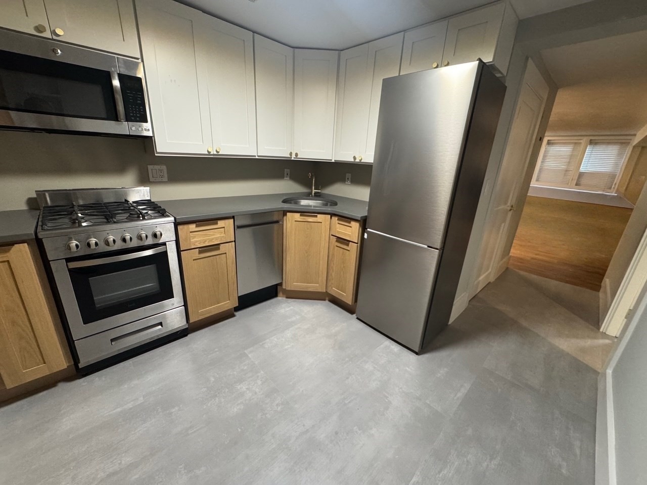 65 Darmouth St # B Property Photo 3
