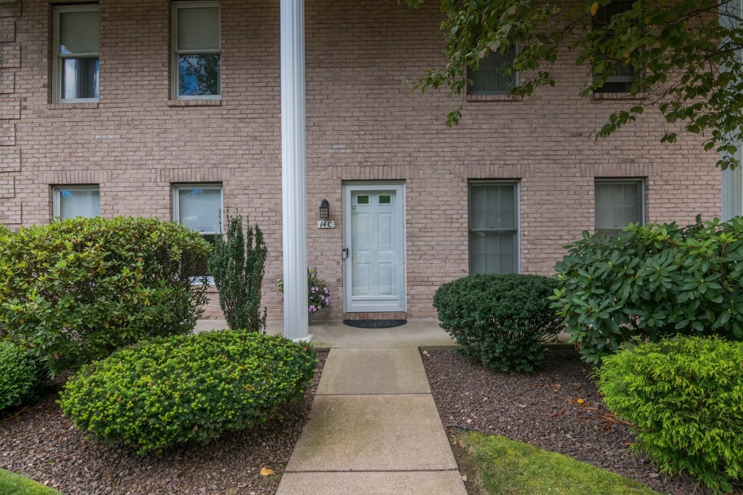 14c Castle Hill Rd # 14c Property Photo 1