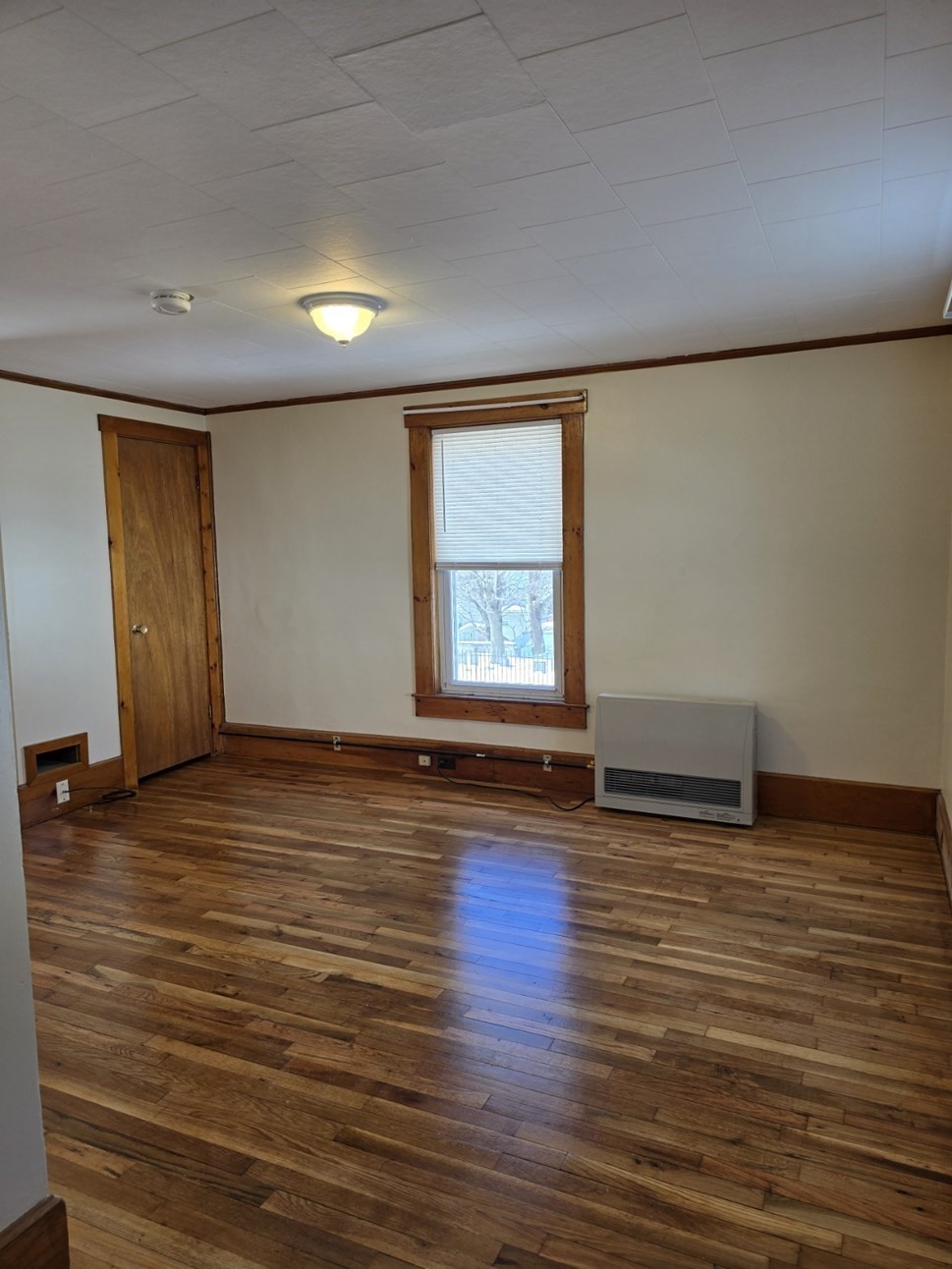2 Sutherland St. # 2 Property Photo 5